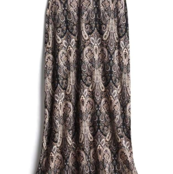 Maxi Skirt - Picture 2 of 3